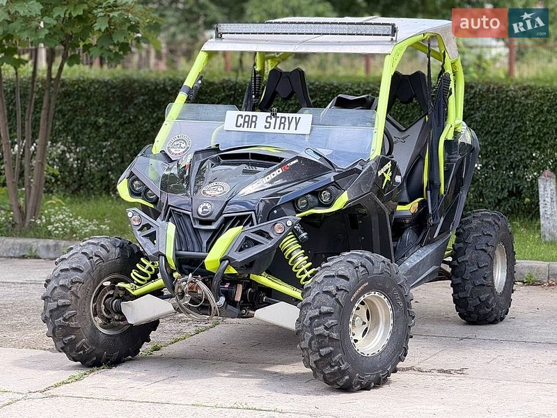 Мотовездеход BRP Can Am