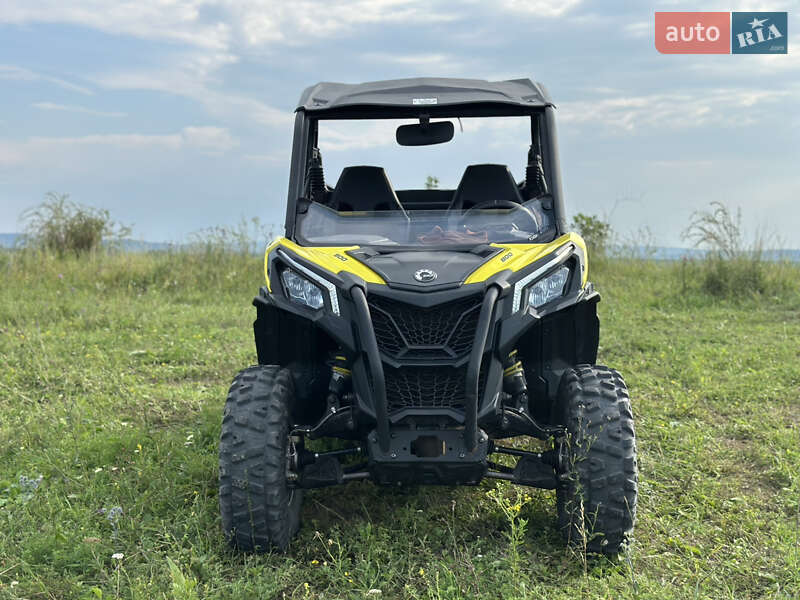 Мотовездеход BRP Maverick Trail