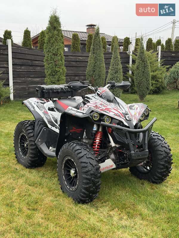 Квадроцикл спортивный BRP Renegade