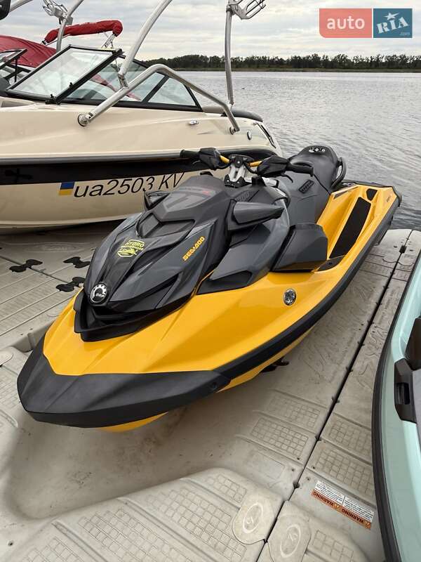 Водний транспорт BRP RXP-X