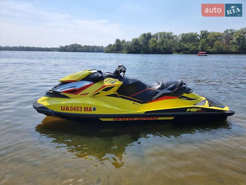 Гидроцикл туристический BRP RXP