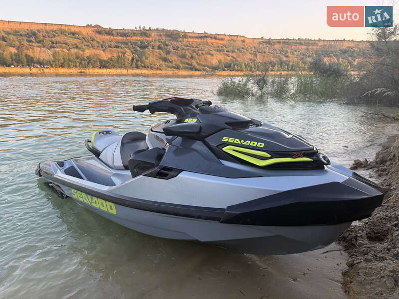 Гидроцикл туристический BRP RXT-X