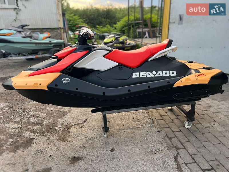 Гідроцикл спортивний BRP Spark 2024 в Летичіві