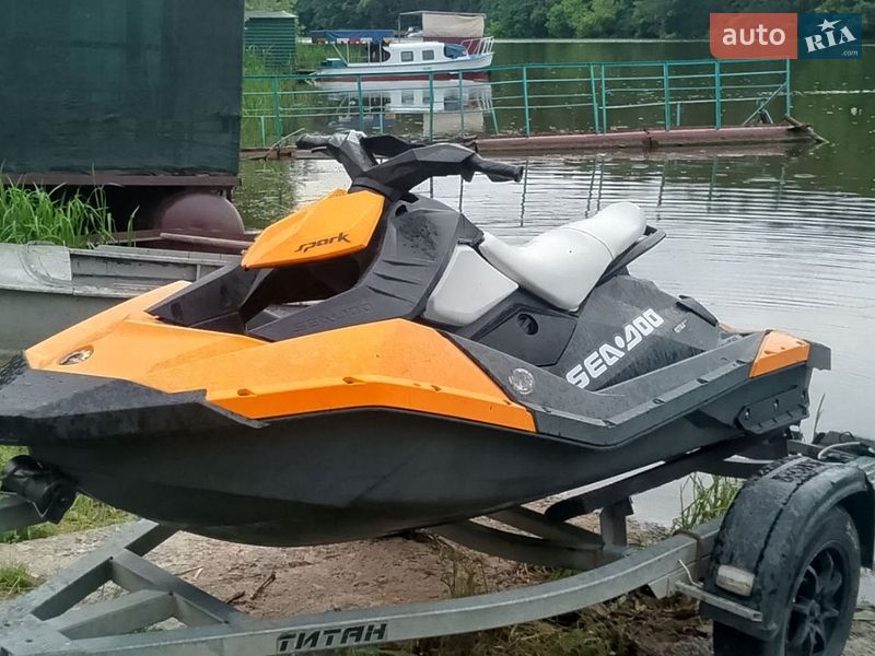 Гідроцикл спортивний BRP Spark 2015 в Житомирі