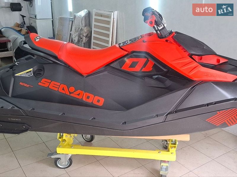 Гідроцикл спортивний BRP Spark 2021 в Харкові фото 3 Гідроцикл спортивний BRP Spark 2021 в Харкові