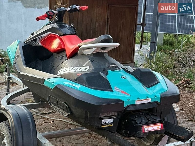 Гідроцикл спортивний BRP Spark 2018 в Львові