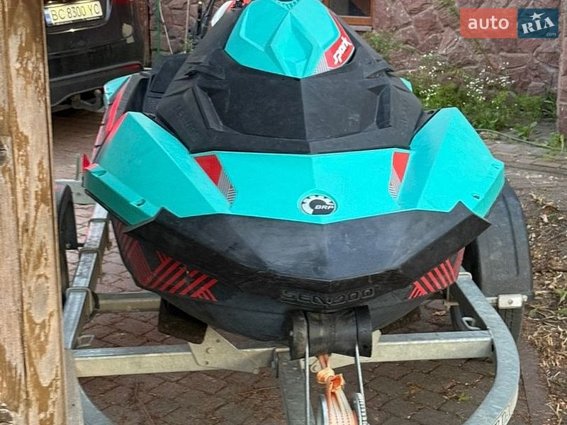 Гідроцикл спортивний BRP Spark 2018 в Львові