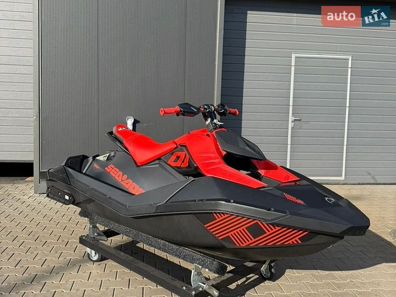 Гидроцикл туристический BRP Spark