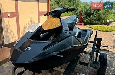 Гидроцикл спортивный BRP Spark 2022 в Хмельницком Гидроцикл спортивный BRP Spark 2022 в Хмельницком