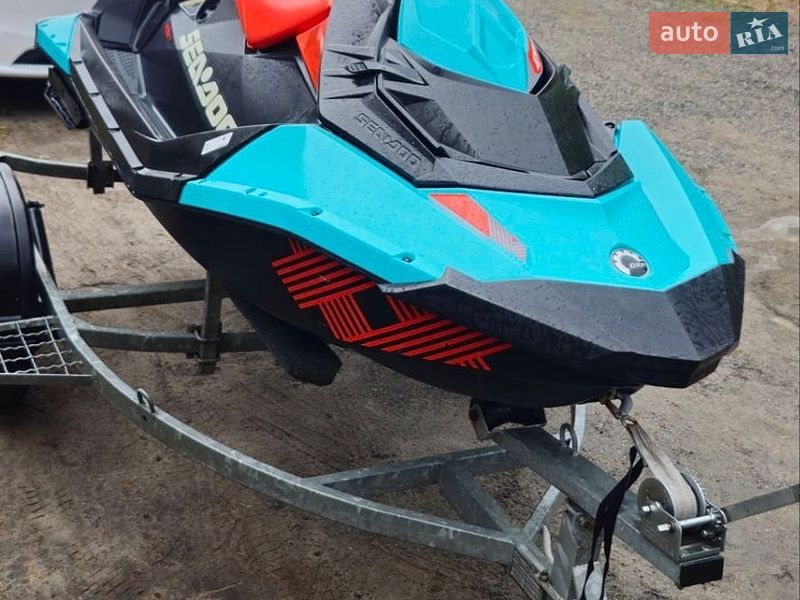 Гідроцикл спортивний BRP Spark 2018 в Смілі