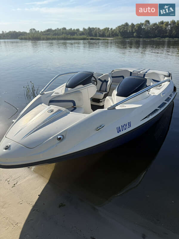 Водний транспорт BRP Speedster