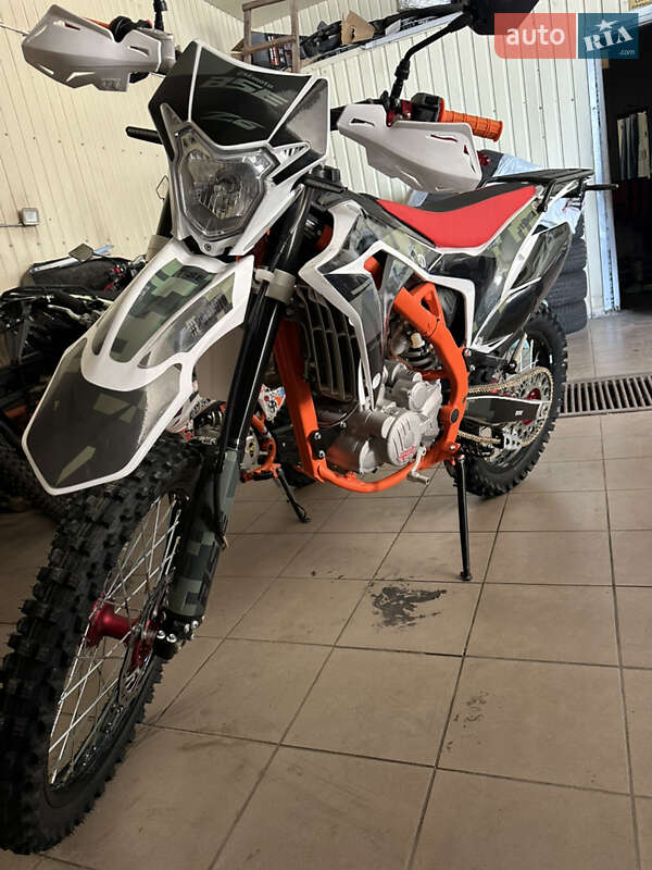 Мотоцикл Внедорожный (Enduro) BSE J3D 300 Enduro
