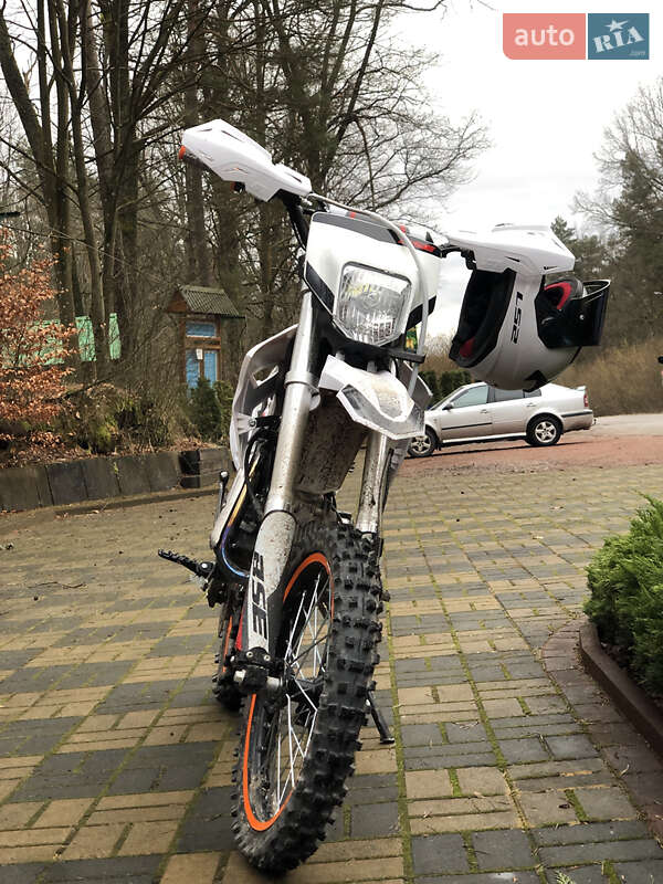 BSE PH10L 125 Enduro