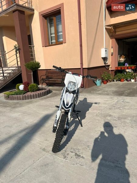 BSE PH10L 125 Enduro