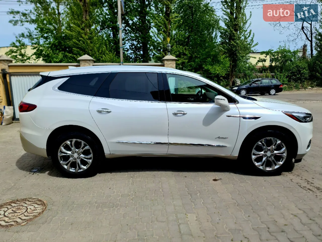 2018 Buick Enclave - мініатюра 2