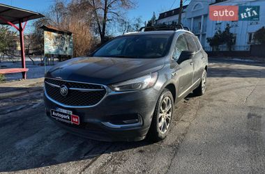 Buick Enclave  2021