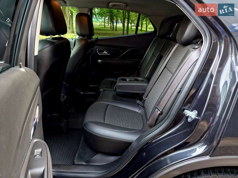 Позашляховик / Кросовер Buick Encore 2015 в Кривому Розі