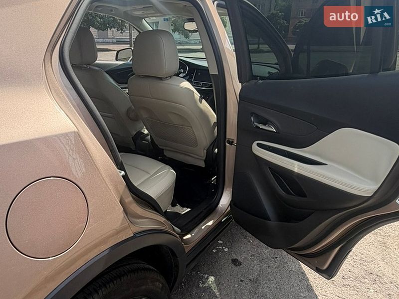 Внедорожник / Кроссовер Buick Encore 2019 в Киеве