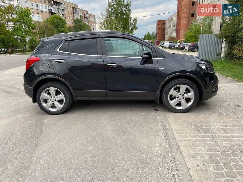 Внедорожник / Кроссовер Buick Encore 2015 в Новояворовске