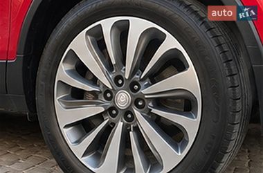 Хэтчбек Buick Encore 2017 в Новоселках