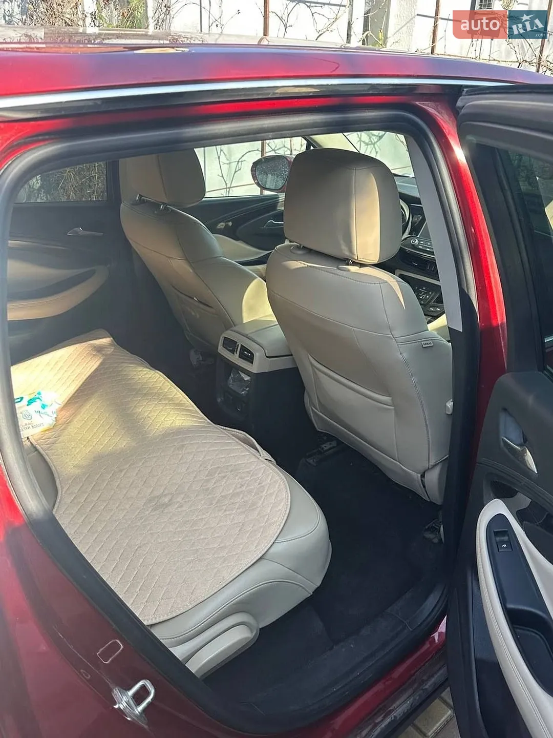 Buick Envision 2019 VIN LRBFXBSA4KD125715 фото оголошення 38 з 47