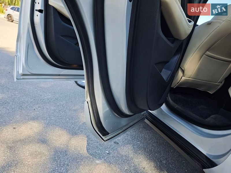 Внедорожник / Кроссовер Buick Envision 2018 в Киеве