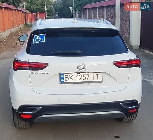 Внедорожник / Кроссовер Buick Envision 2021 в Вишневом