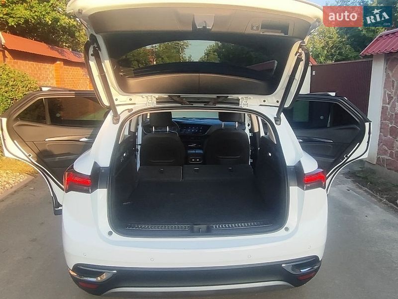Внедорожник / Кроссовер Buick Envision 2021 в Вишневом