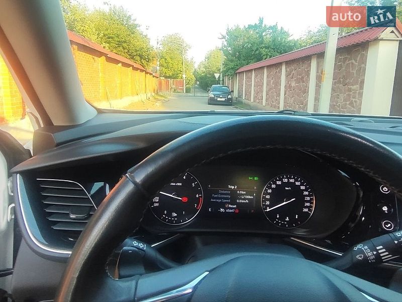 Внедорожник / Кроссовер Buick Envision 2021 в Вишневом
