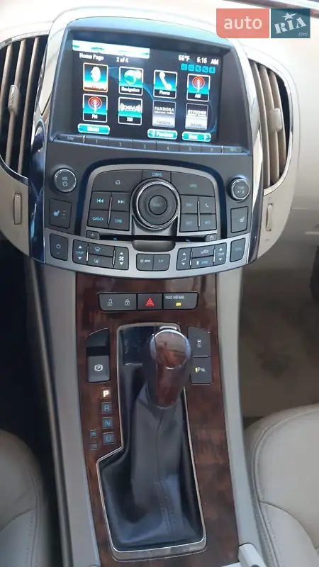 Buick LaCrosse 2012