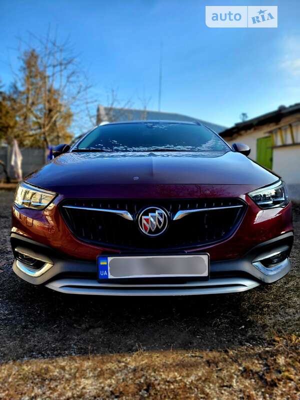 Легкові Buick Regal TourX