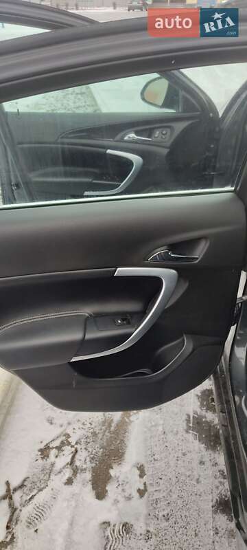 Седан Buick Regal 2016 в Гайсине