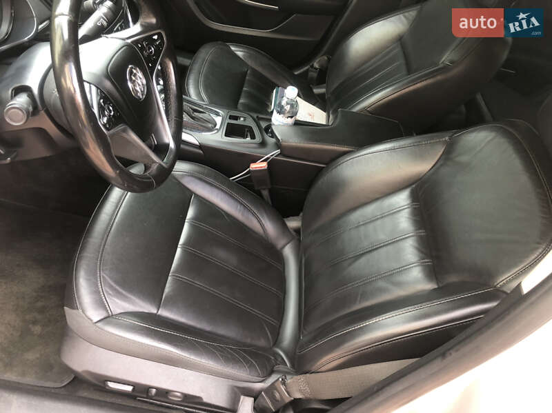 Седан Buick Regal 2014 в Львове