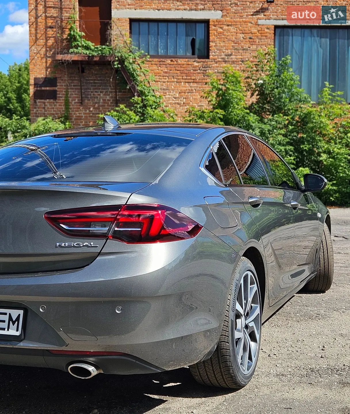 Buick Regal 2018 VIN W04GP6SX3K1011704 фото оголошення 5 з 28