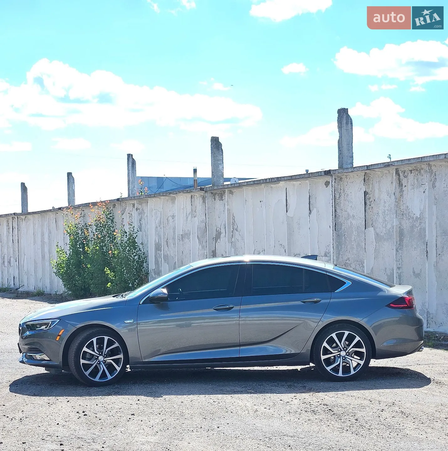 Buick Regal 2018 VIN W04GP6SX3K1011704 фото оголошення 9 з 28