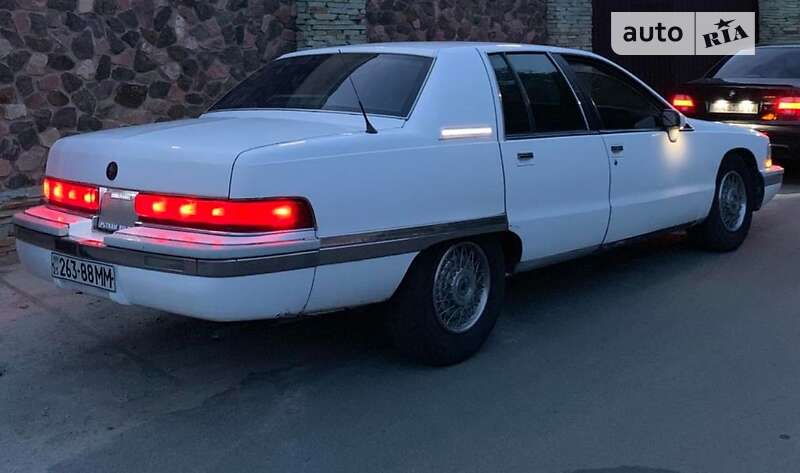 Легкові Buick Roadmaster