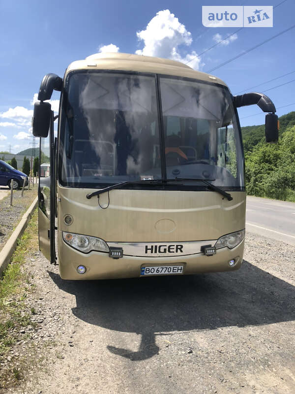 Туристический / Междугородний автобус Higer