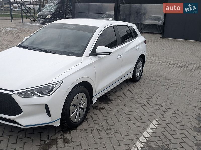 Хетчбек BYD E2 2022 в Івано-Франківську