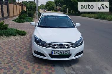 BYD E5  2016