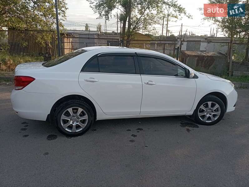 Седан BYD E5