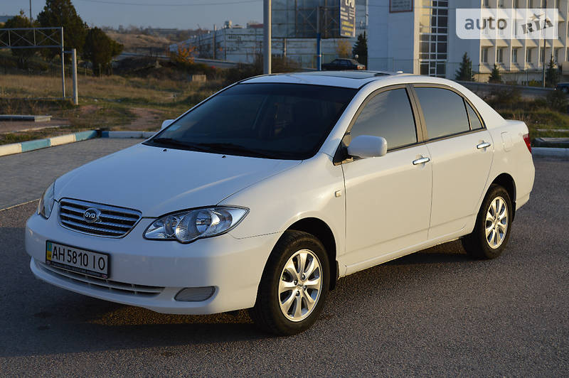 BYD F3 2013 года