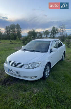 BYD F3  2011