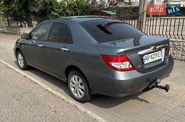 BYD F3  2013