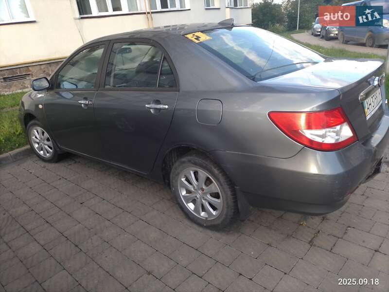 Седан BYD F3 2013 в Моршині