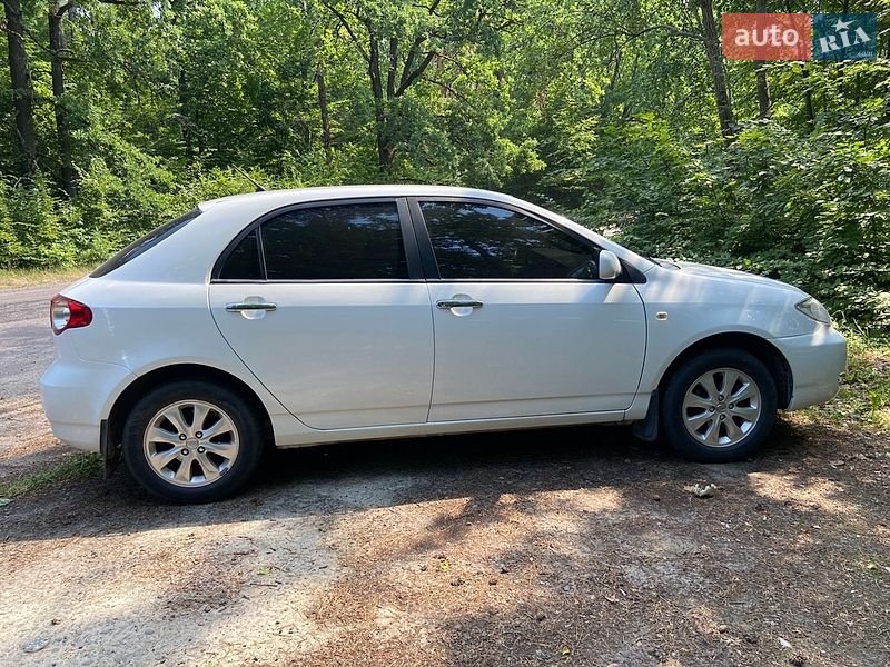 BYD F3R