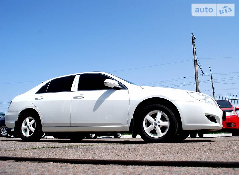 BYD F6 2012 року