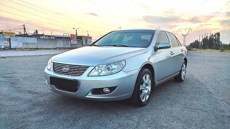 BYD F6 2012 року