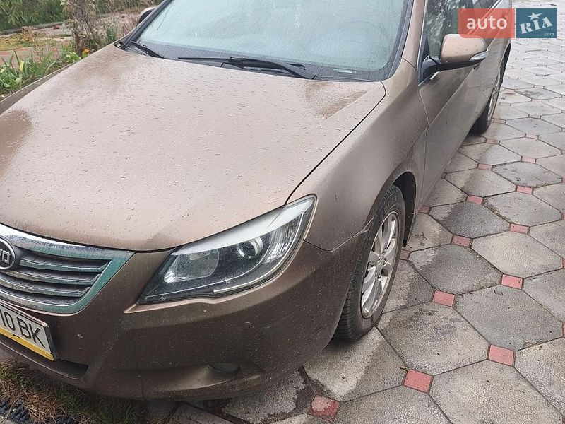 BYD G6 2013 BYD G6 2013
