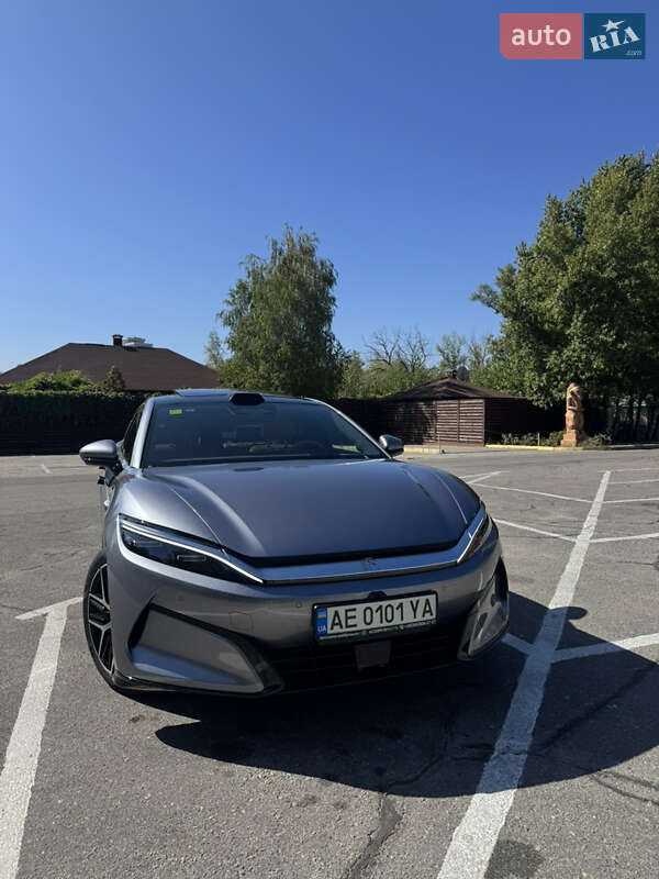 Седан BYD Han L