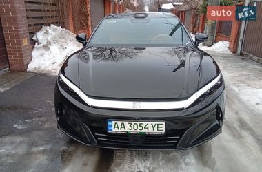 BYD Han L  2025